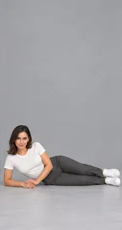 Fashion pose: Side recline